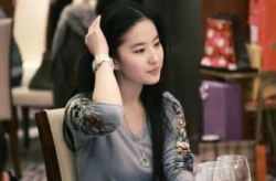 娱乐吃瓜社明星零距离,明星零距离，揭秘娱乐圈幕后故事