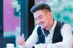 老罗带大家吃瓜娱乐圈小说,老罗带你探秘娱乐圈风云